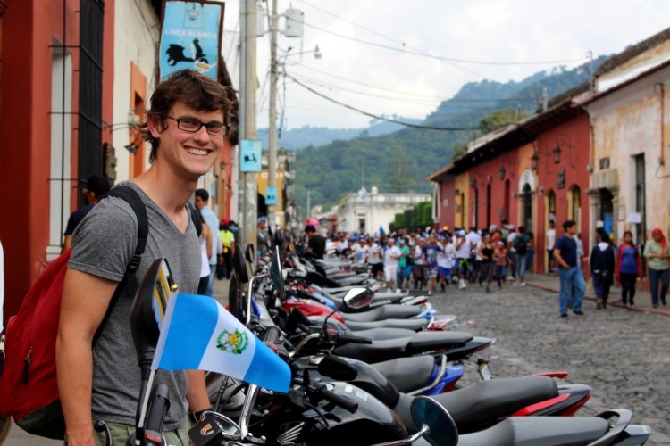 1077 antorcha antigua