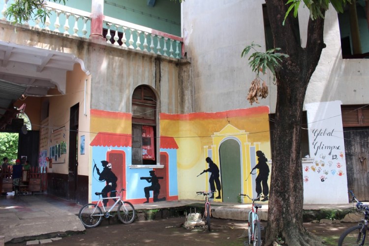 1164 Leon Museo Revolution