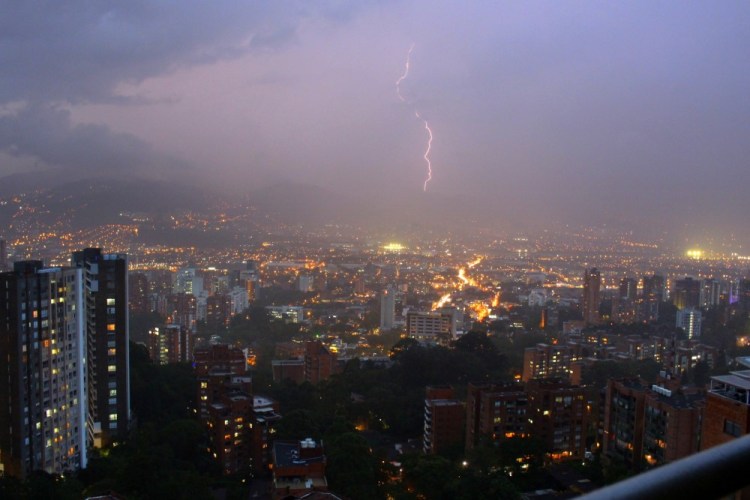 1453 medellin colombia