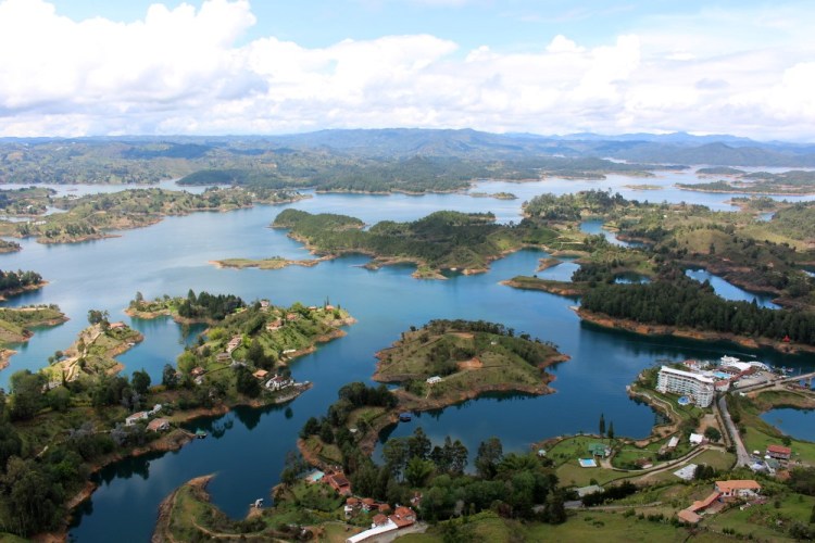 1457 guatape colombia