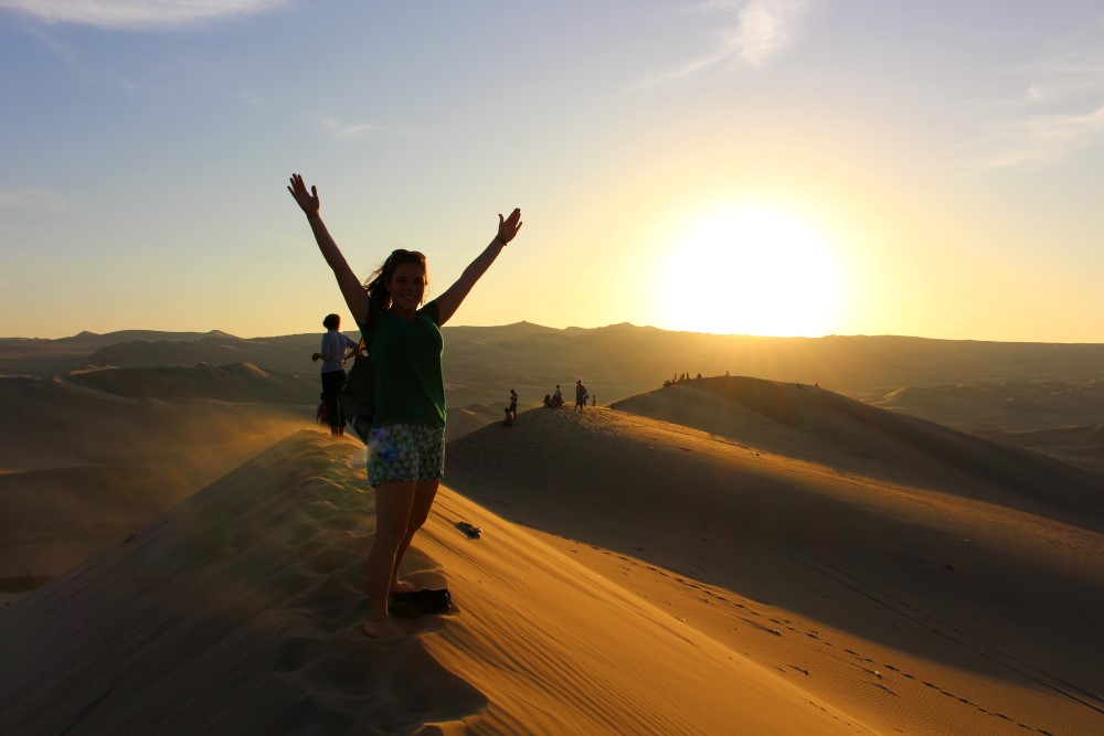 1925 Ica Huacachina sand dune
