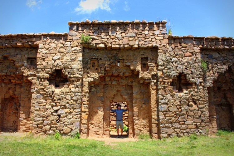 2047 Isla de la Luna