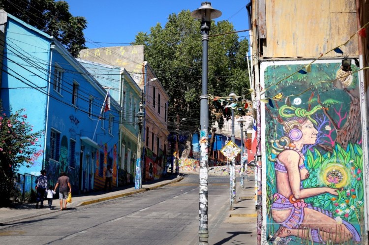 2300 Santiago Chile Valparaiso street