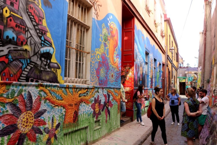 2311 Chile Valparaiso grafitti