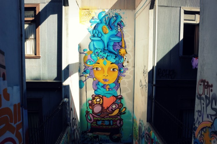 2312 Chile Valparaiso grafitti