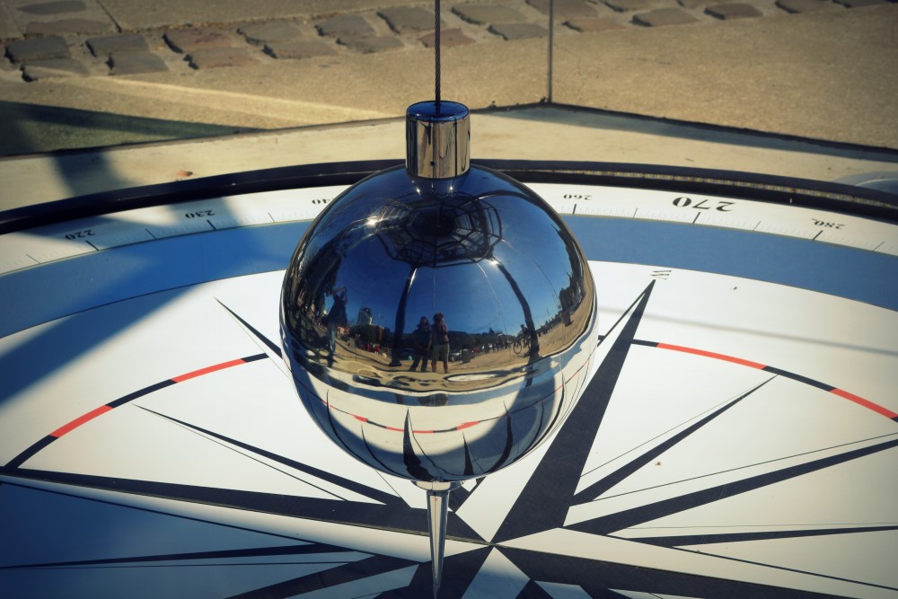 2385 Valdivia Chile Foucault pendulum
