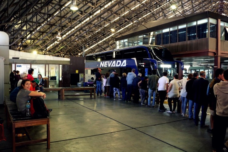 2402 Mendoza Argentina Border