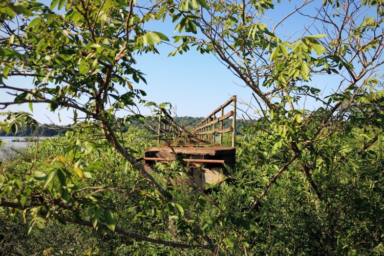 2566 Iguazu Falls Argentina garganta del diablo bridge