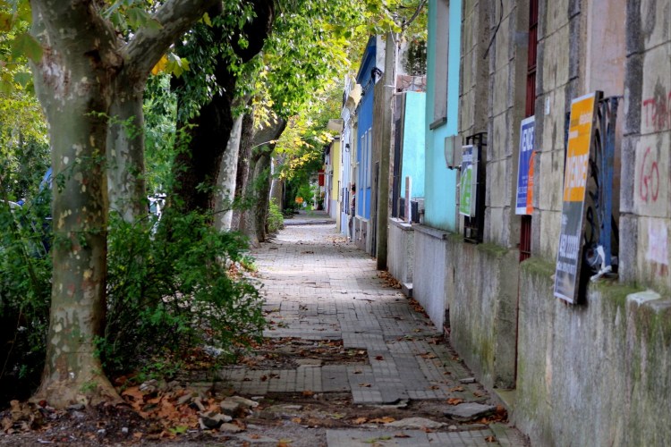 2643 Colonia Uruguay