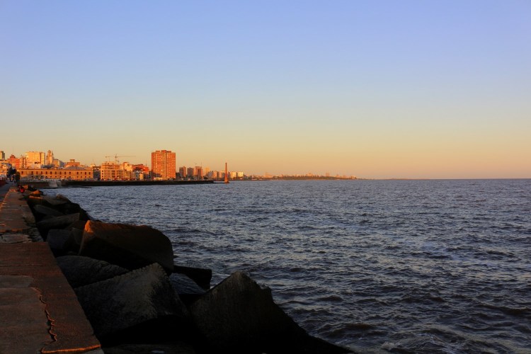 2690b Montevideo Uruguay